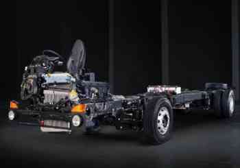 BharatBenz 1924 Bus Chassis photo 1